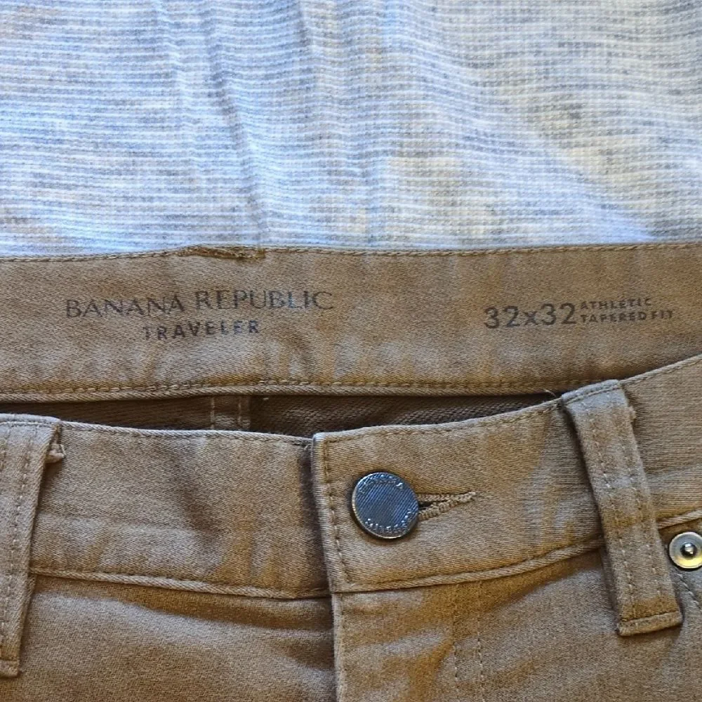 Banana Republic Traveler Pants Light Toffee Athletic Taper Fit 32x30